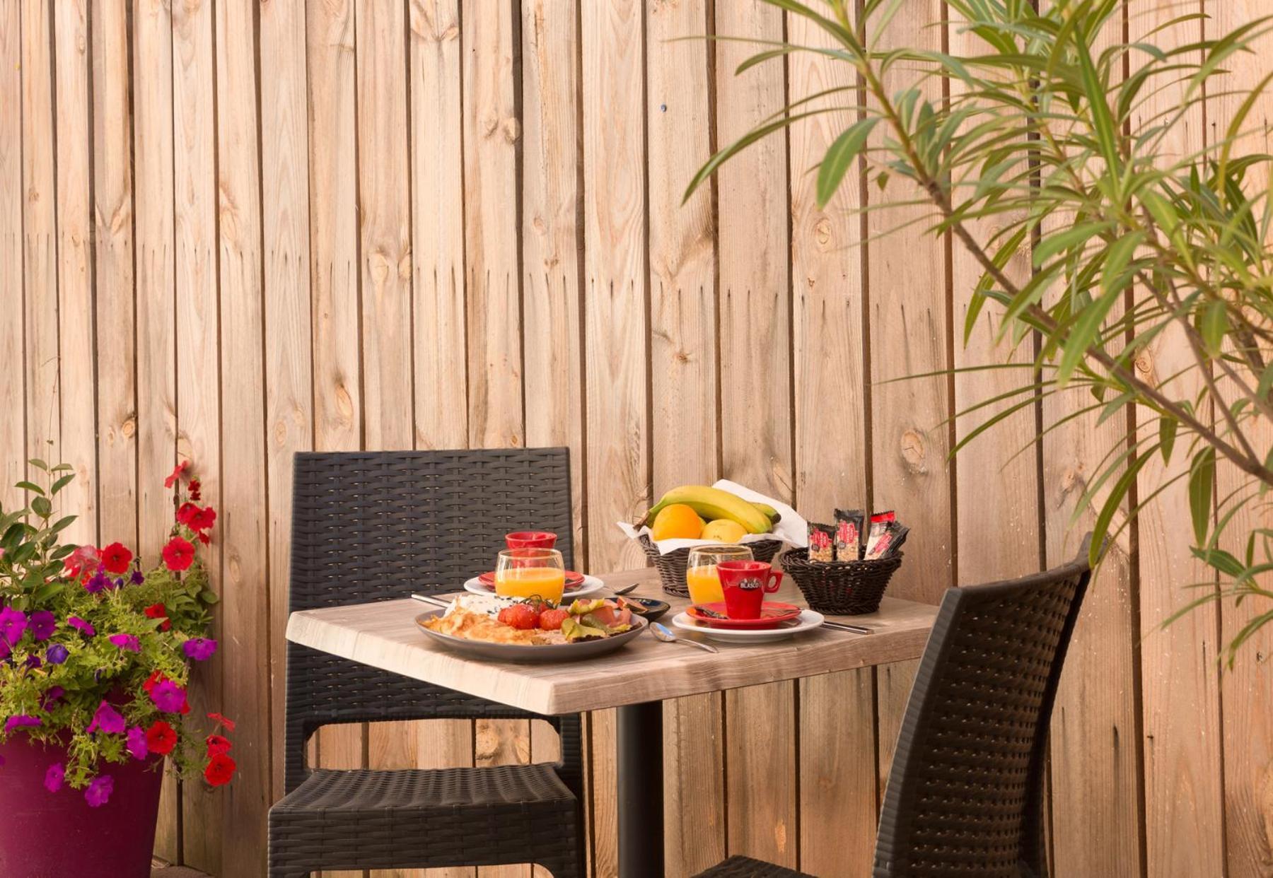 Hotel Les Sources Vernet-les-Bains Exterior photo